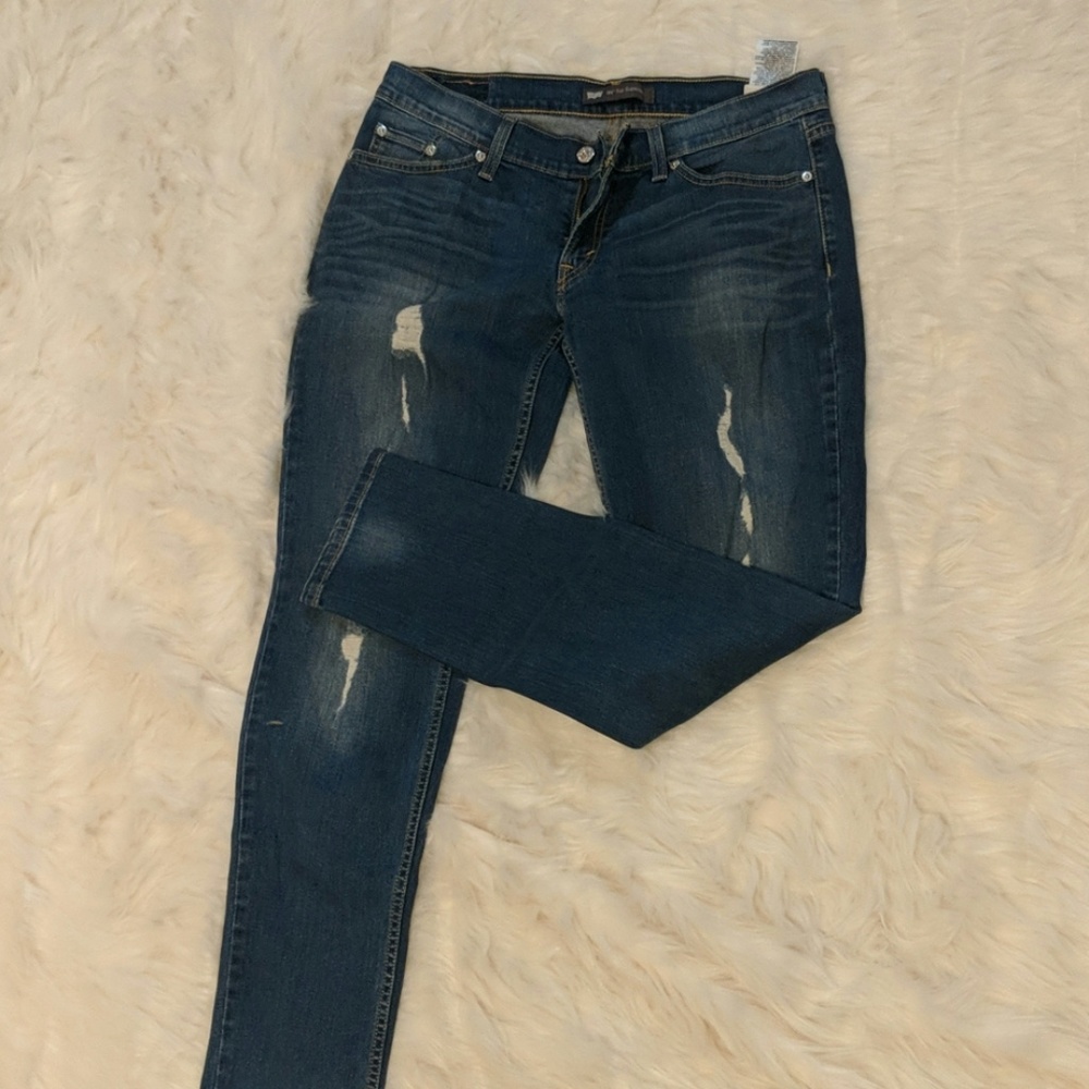 Levi jeans